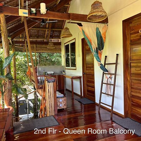 Wayans Siargao Homestay جنرال لونا الغرفة الصورة